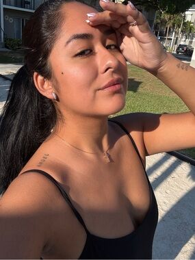 Meet your Posher, Laura